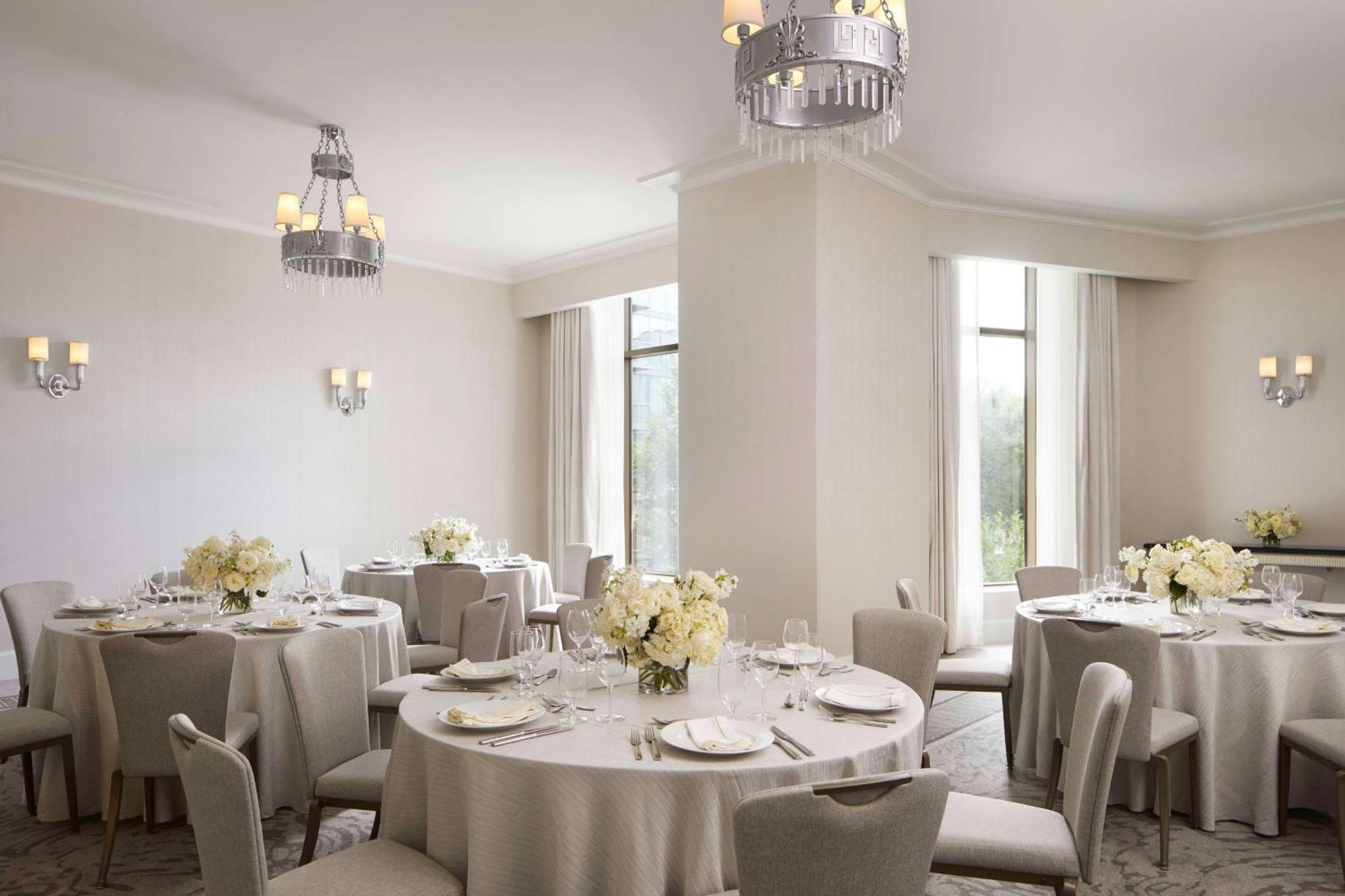 Hotel Waldorf Astoria Buckhead 5*